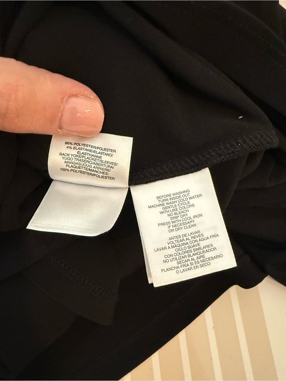 Anne Klein Black Button-Up Blouse with Lion Label - Picture 4 of 4